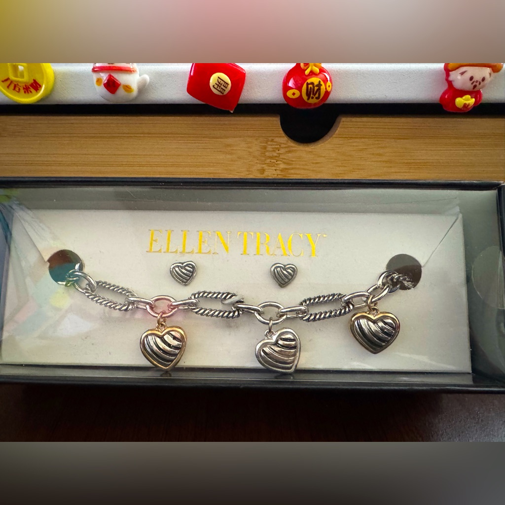 Fashion Jewelry Set - Bracelet And Earrings 10$